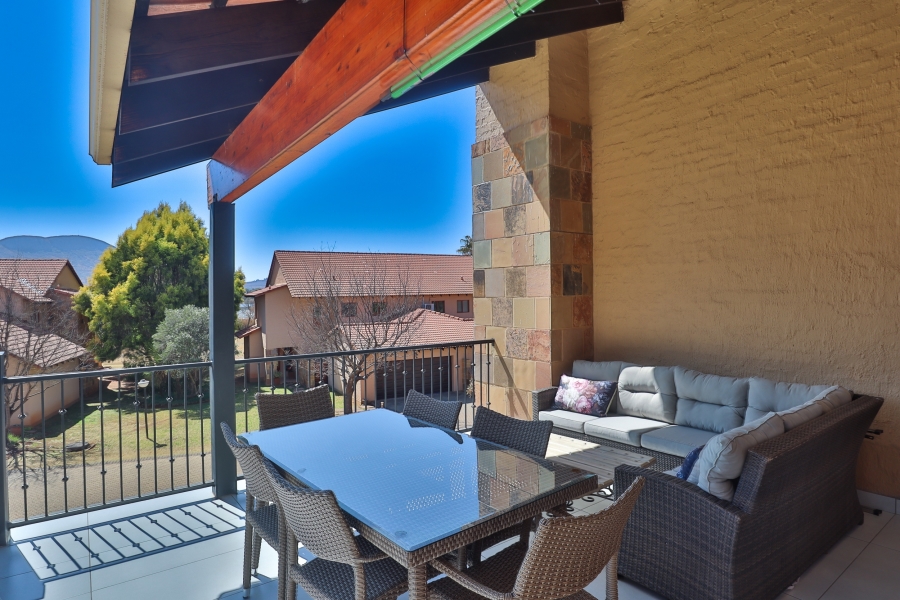 3 Bedroom Property for Sale in The Coves North West